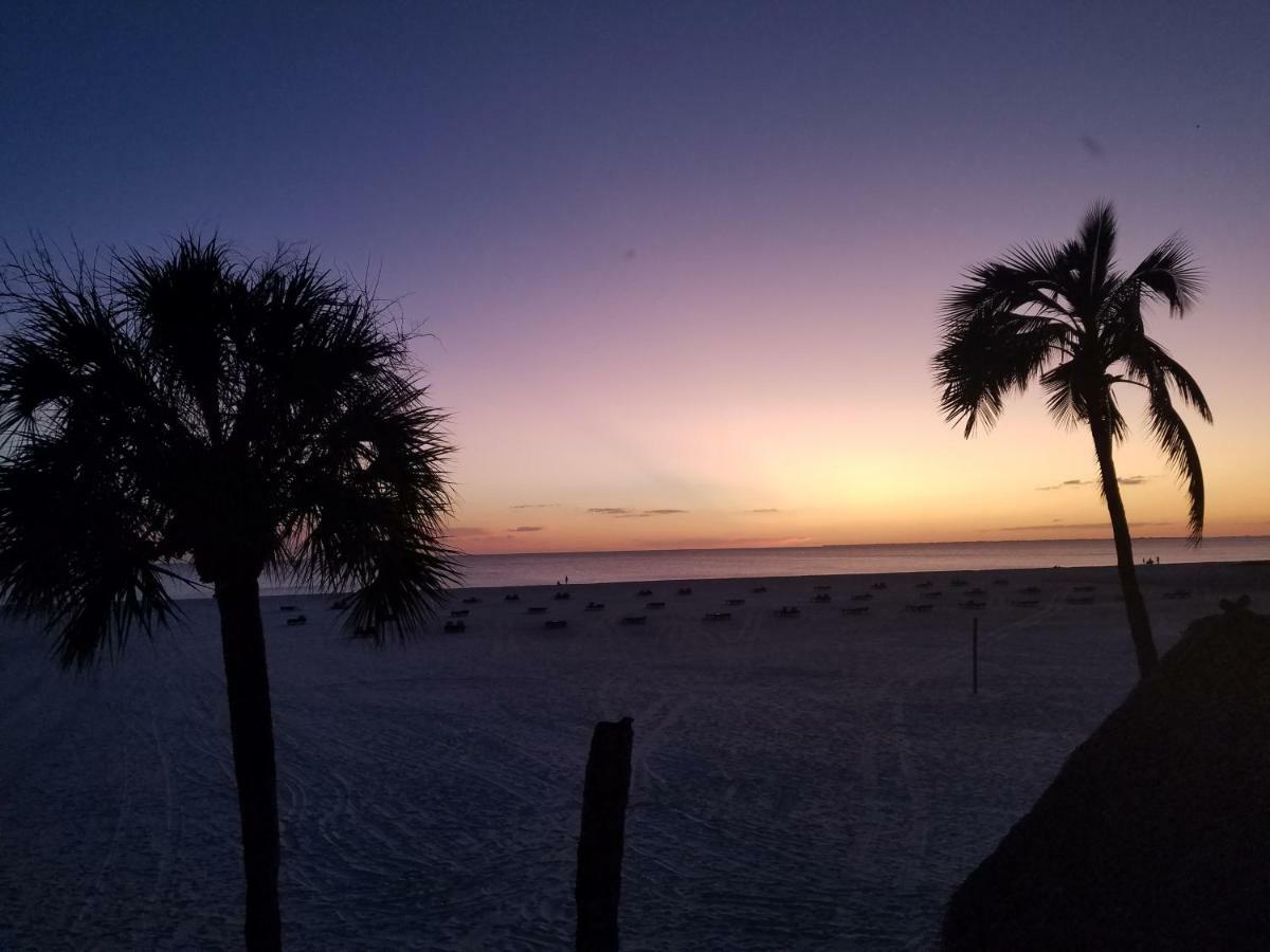 Carousel Beach Inn Fort Myers Beach Exteriér fotografie